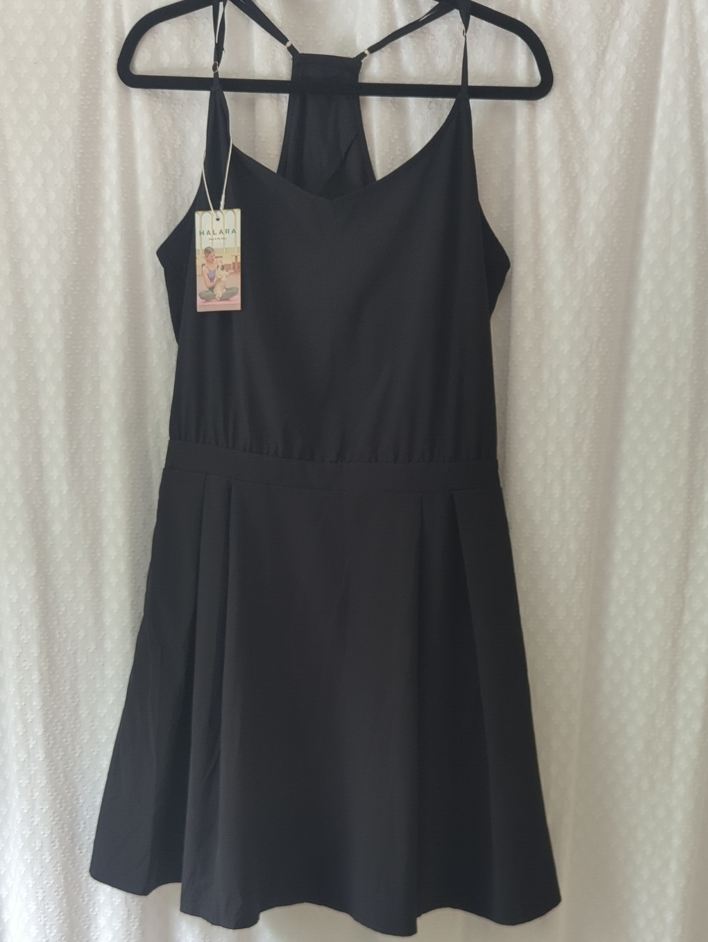 Halara Black Breezeful Cut Out Pocket Pleated Mini Quick Dry Women's L NWT